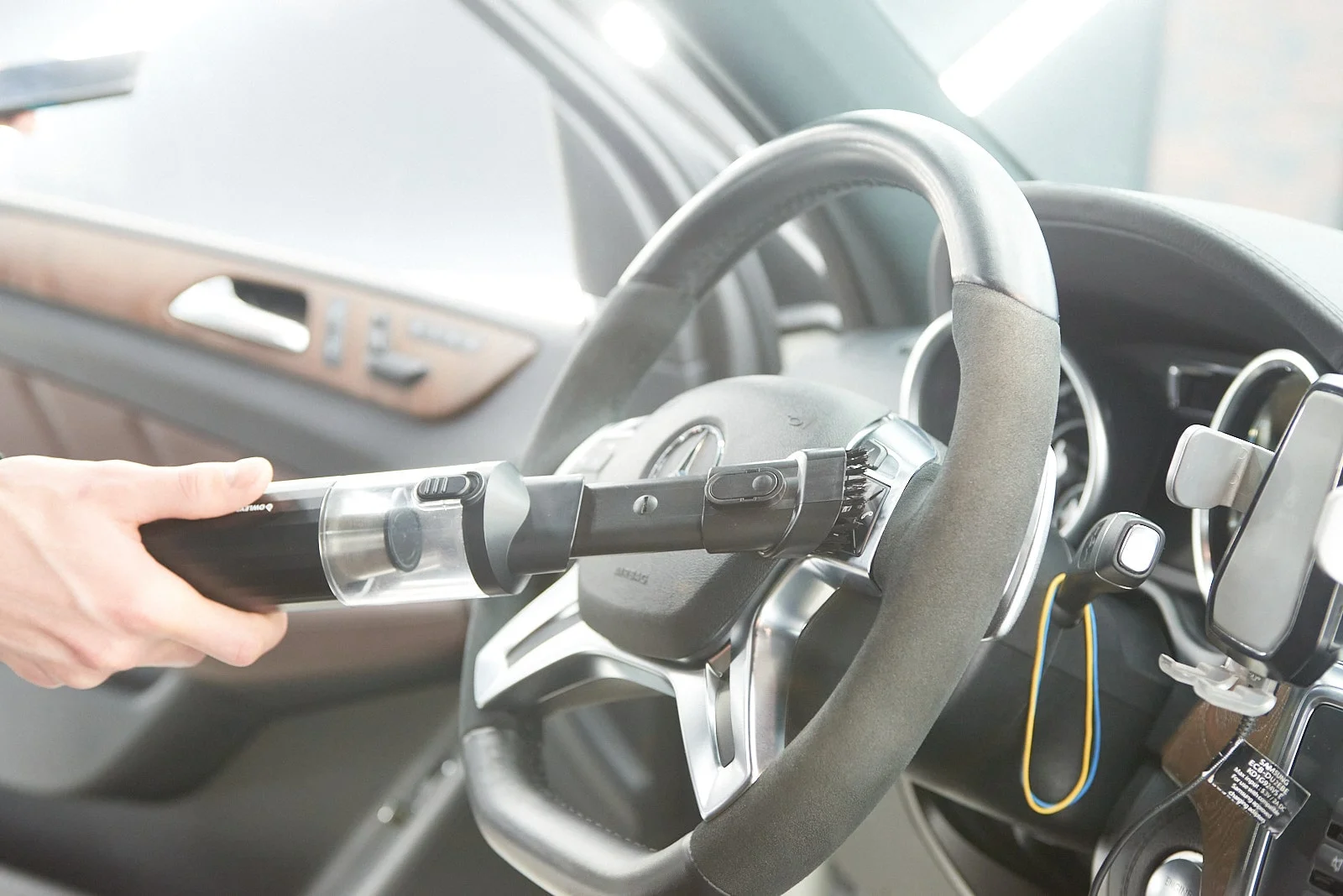 cordless handheld vacuum for Toyota Highlander