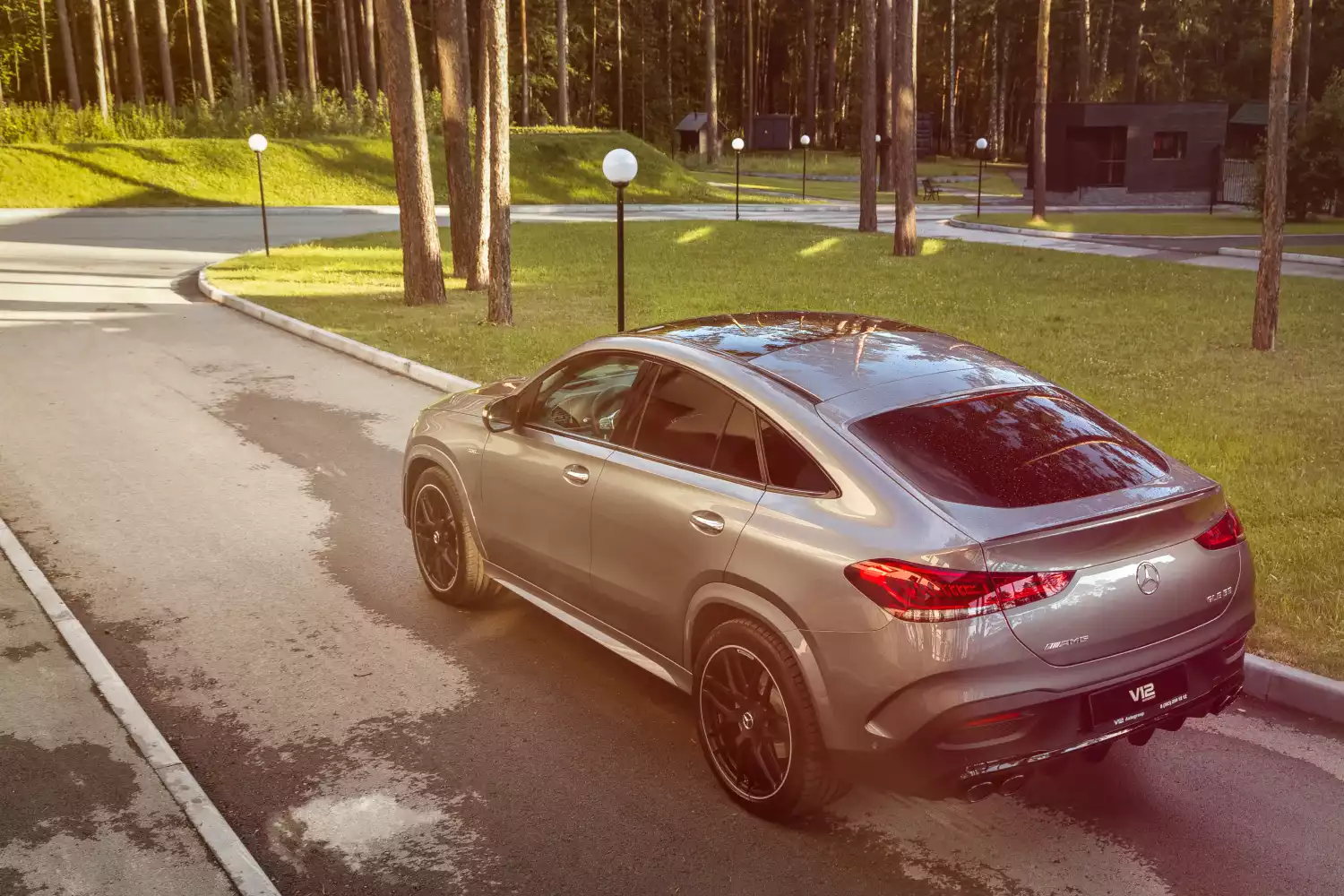 Mercedes-Benz GLE rear storage