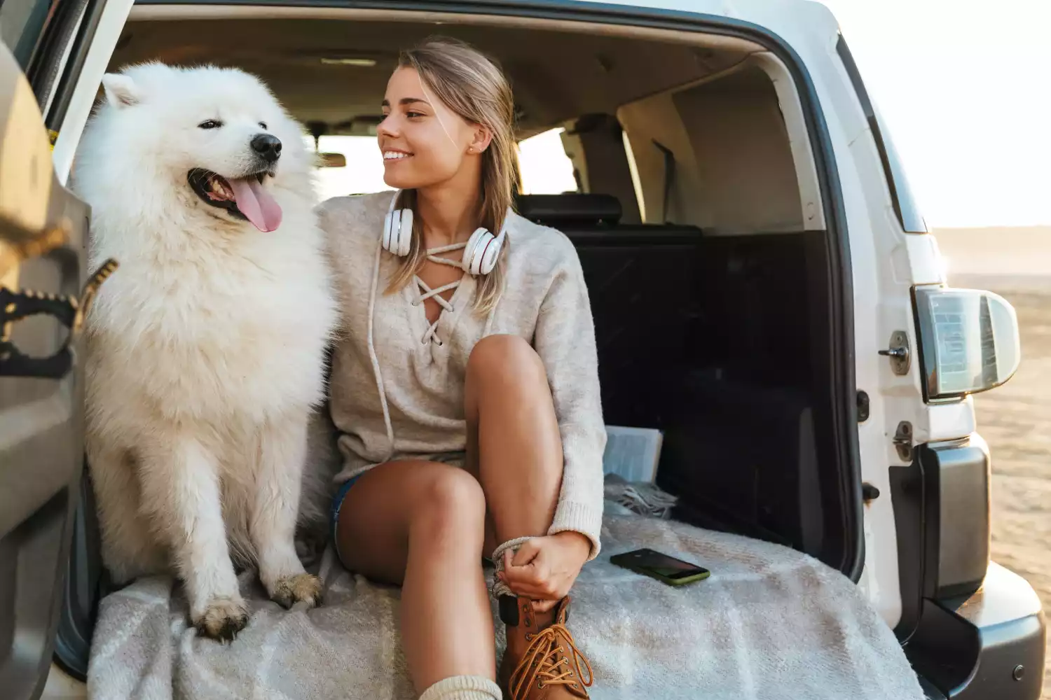 Volkswagen Passat back seat cover for Samoyeds